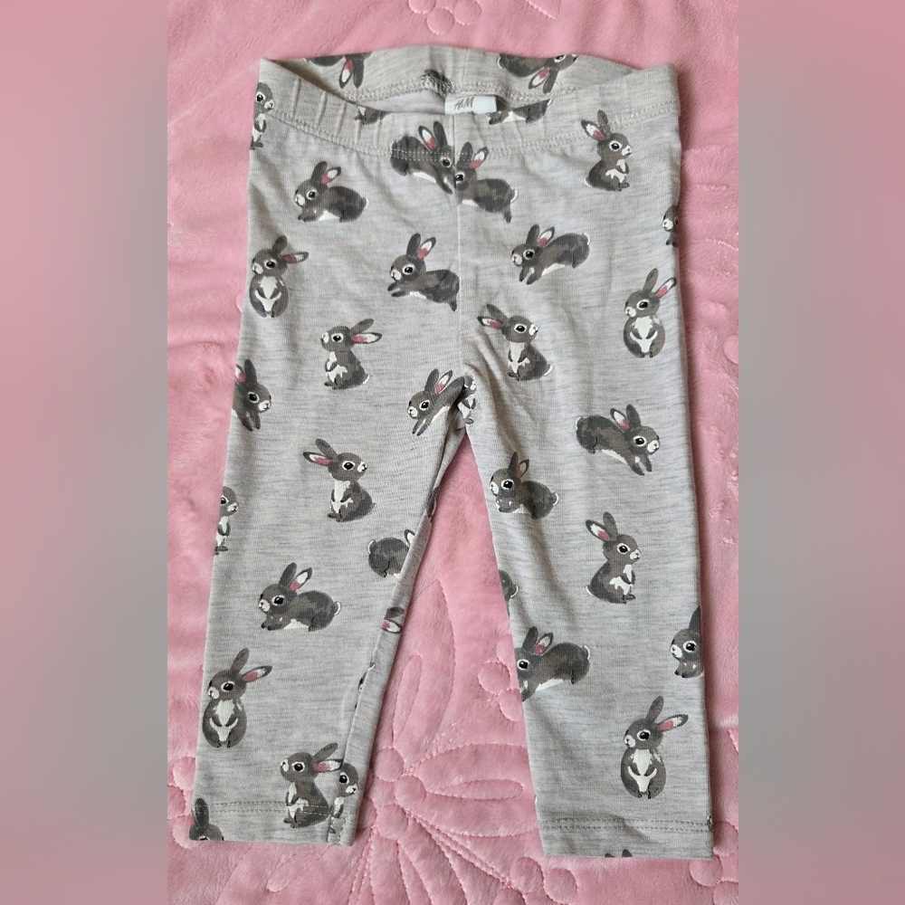 Gray Bunny Print Infant Leggings